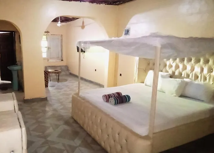 Baba Lao Hotel